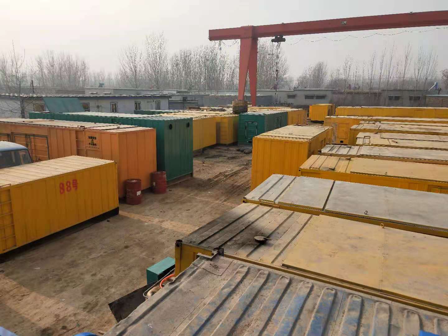 碑林租赁发电机-灰尘、风沙对柴油发电机组造成哪些不良影响？