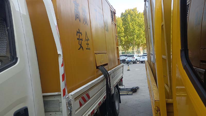 碑林如何判断柴油发电机组和UPS电源的切换时间是否符合要求？