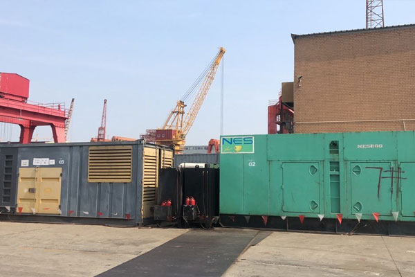 碑林发电机出租空气滤清器的清洁频率是多少？